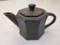 U020  unknown maker teapot, blue, slabbed sides